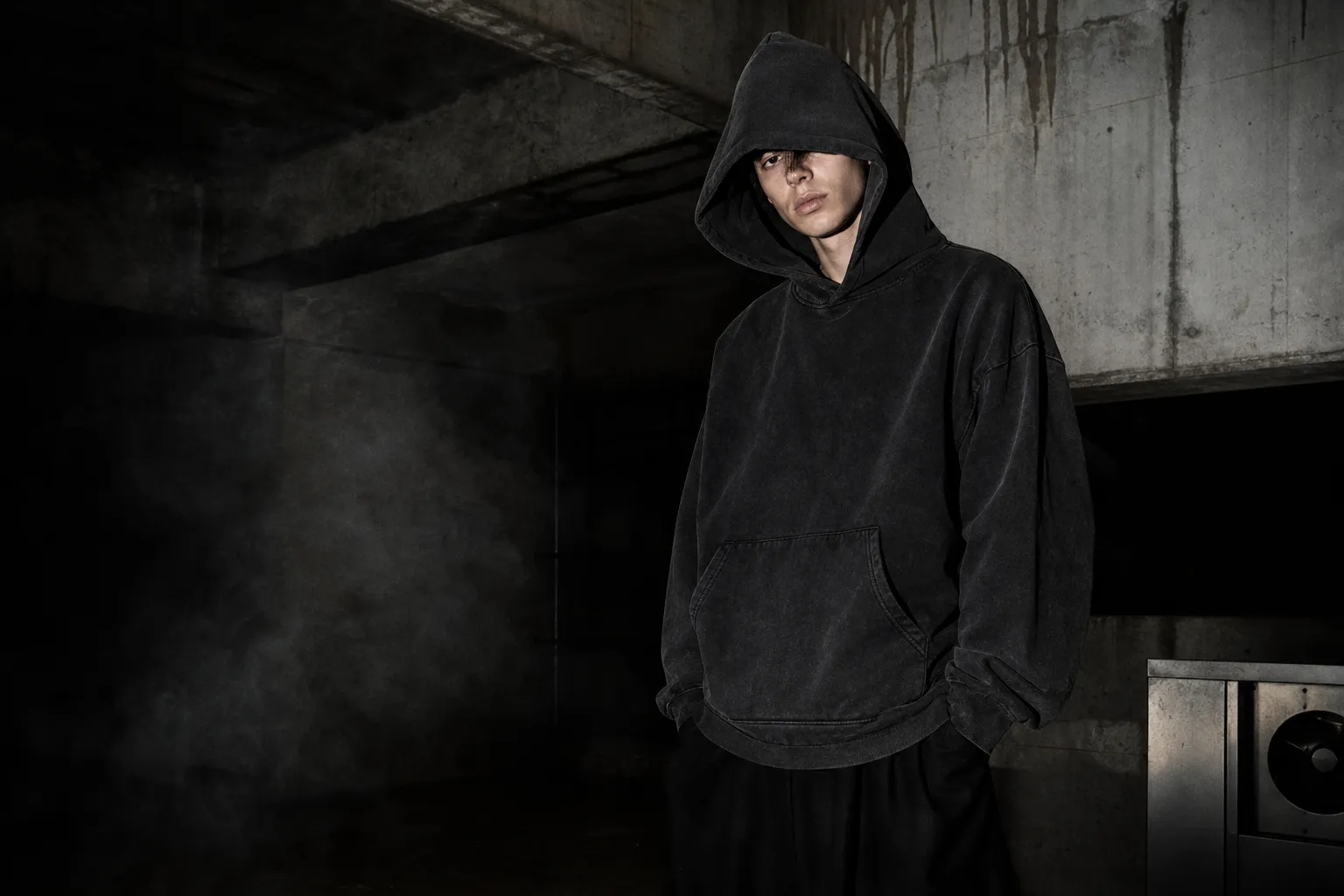 VEXXX no es ropa. Es el uniforme de quienes se niegan a volverse invisibles.